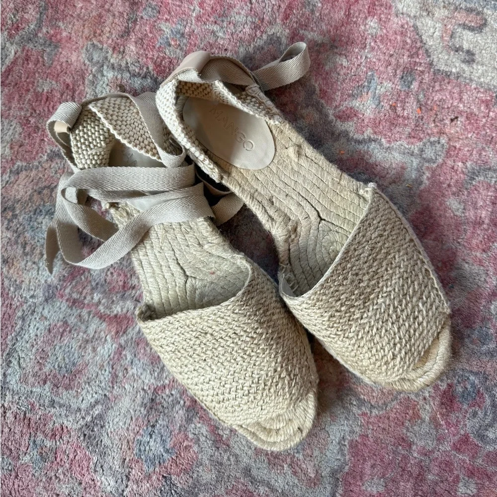 Mango like new